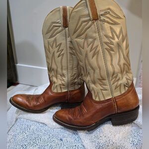Vintage Hondo Calfskin Leather Cowgirl  Western Boots 7 A Brown & Cream